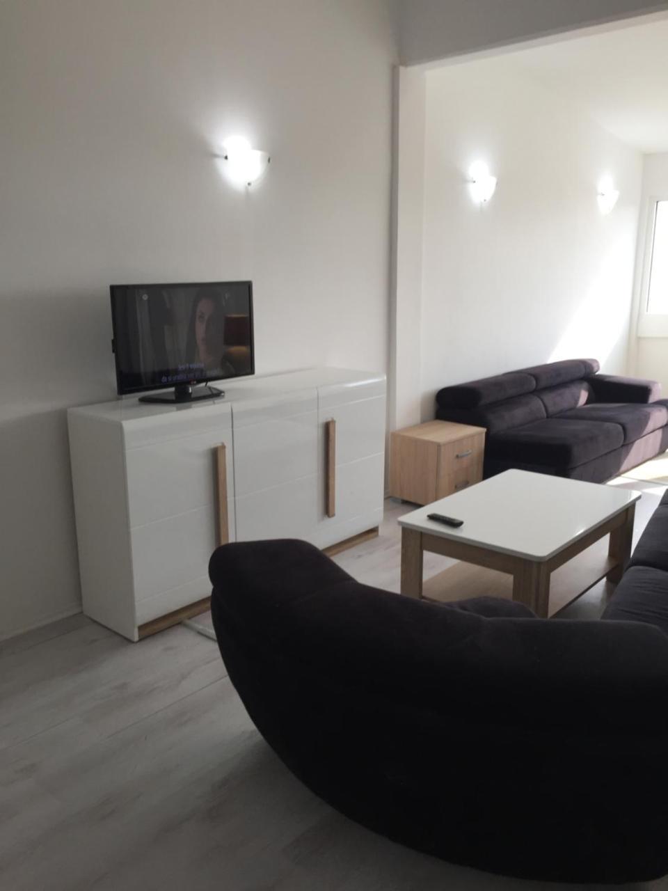Oro Apartments Петровац Экстерьер фото