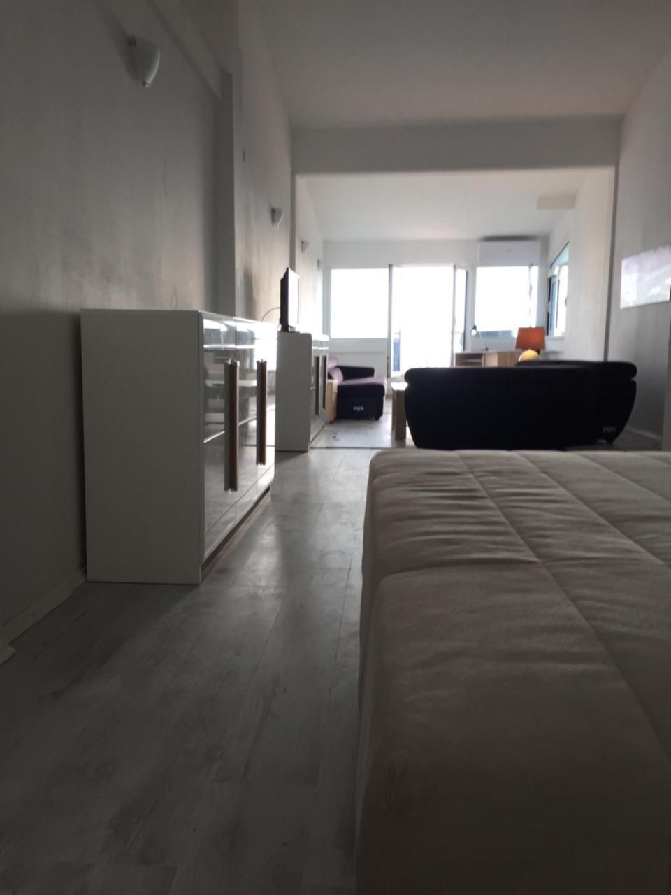 Oro Apartments Петровац Экстерьер фото
